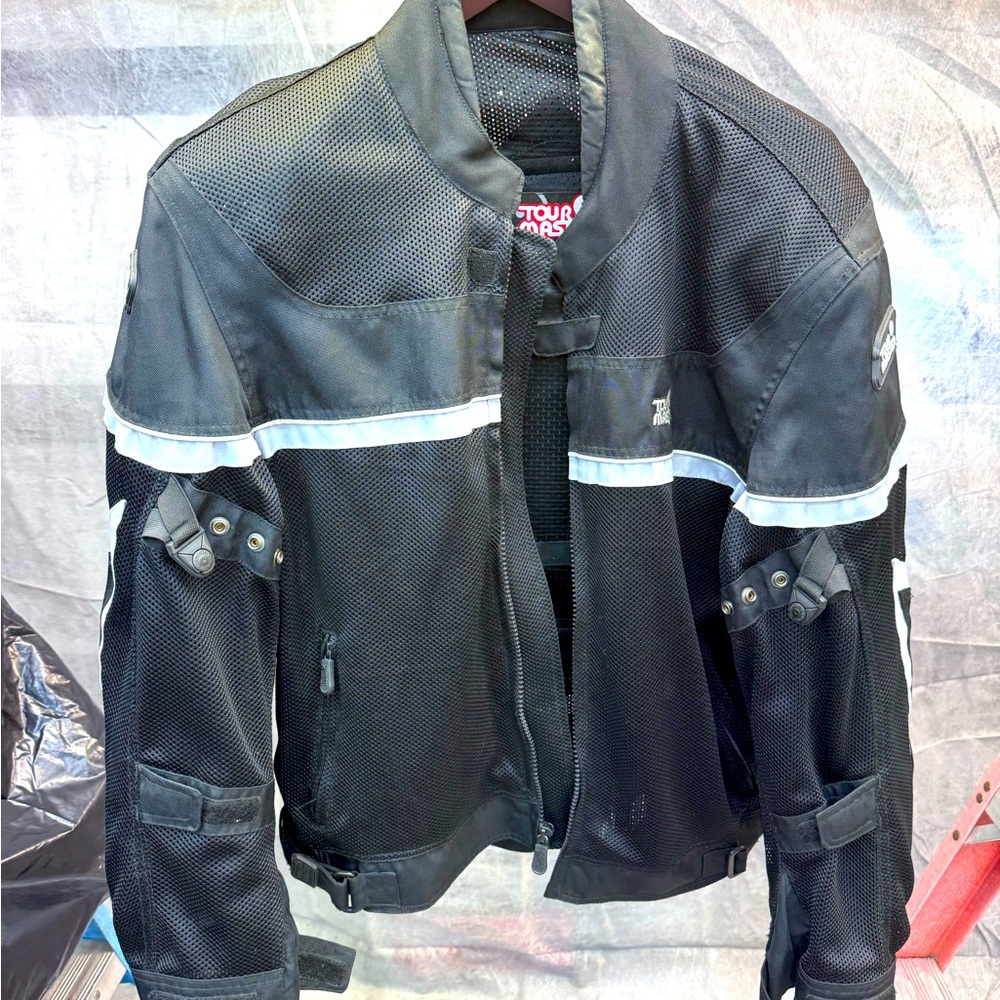 Your master riding jacket with armor size large 44
